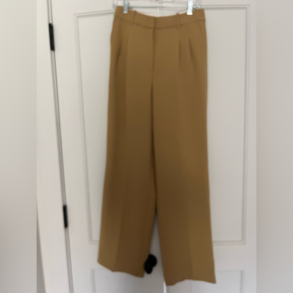 Aritzia Classic Tan Women's Trousers
